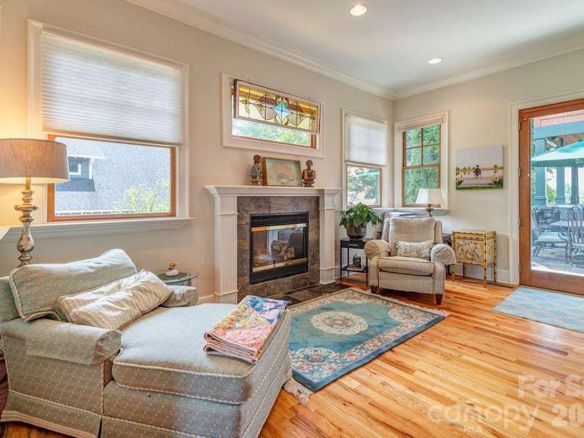 3 Gale Kelly Court, Weaverville, NC 28787.  MLS# CAR4361031, YatesRealty ID 6275. 