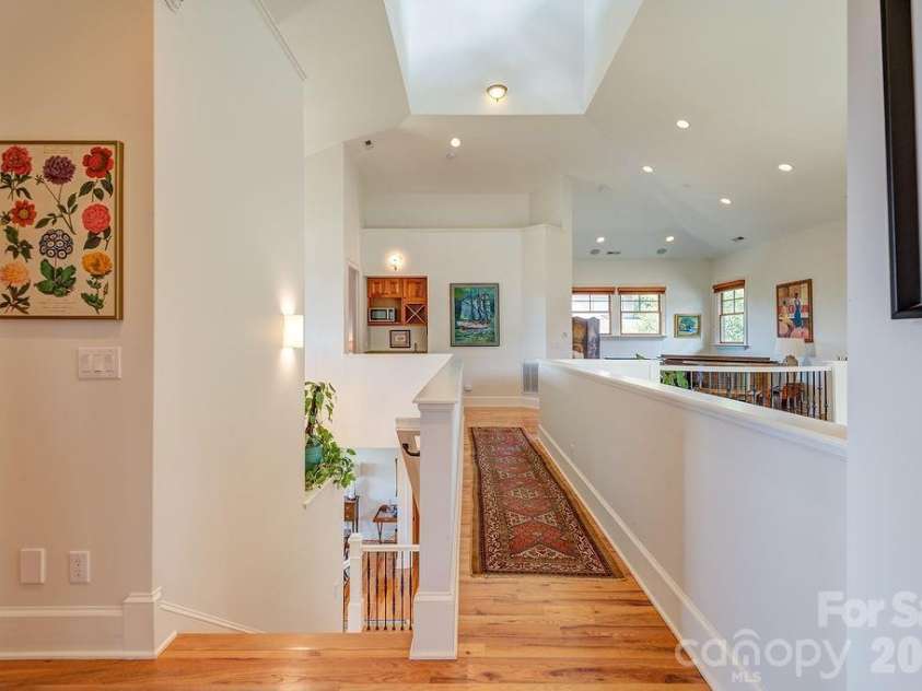 3 Gale Kelly Court, Weaverville, NC 28787.  MLS# CAR4361031, YatesRealty ID 6275. 