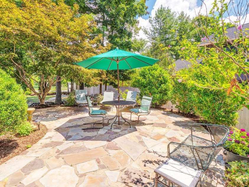 3 Gale Kelly Court, Weaverville, NC 28787.  MLS# CAR4361031, YatesRealty ID 6275. 