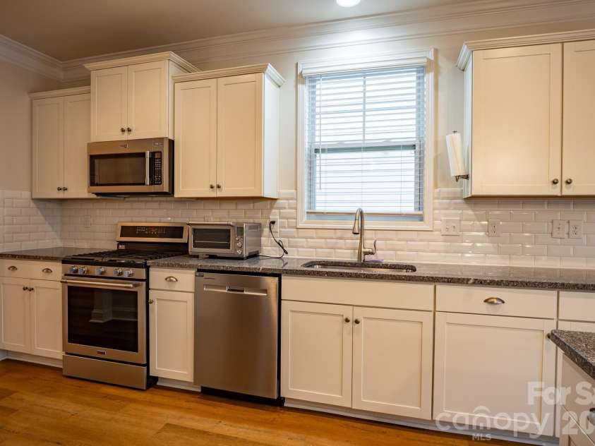 3042 Burnello Court, Iron Station, NC 28080.  MLS# CAR4361034, YatesRealty ID 6276. Kitchen
