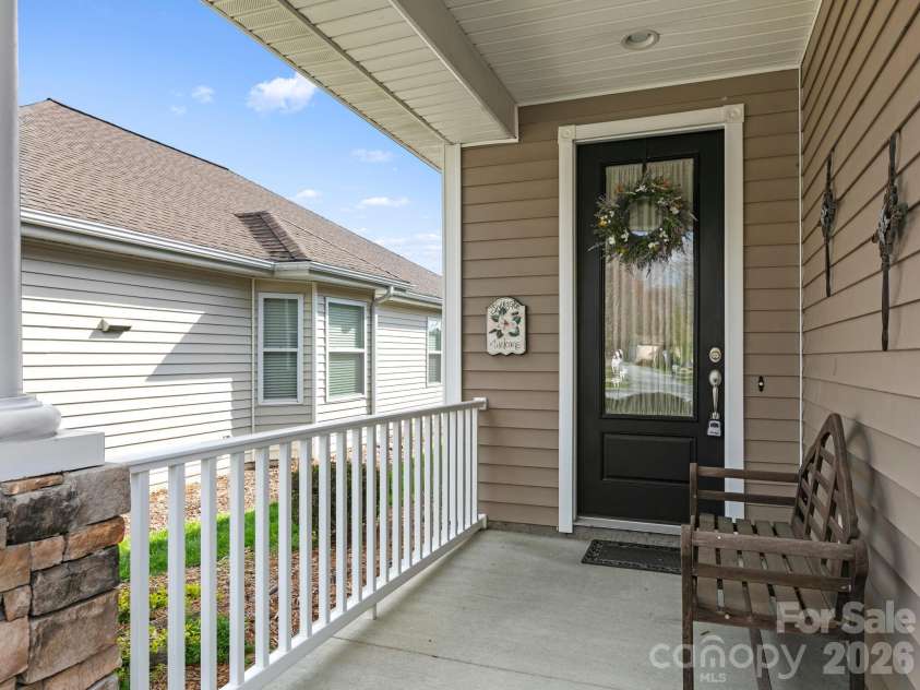 7 Eagle Creek Trail, Flat Rock, NC 28731.  MLS# CAR4360672, YatesRealty ID 6277. 