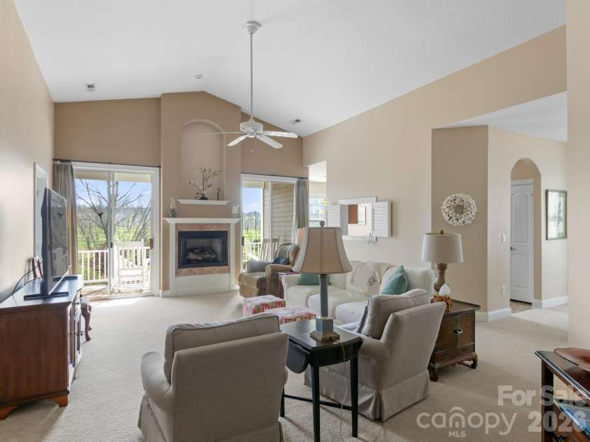 7 Eagle Creek Trail, Flat Rock, NC 28731.  MLS# CAR4360672, YatesRealty ID 6277. 