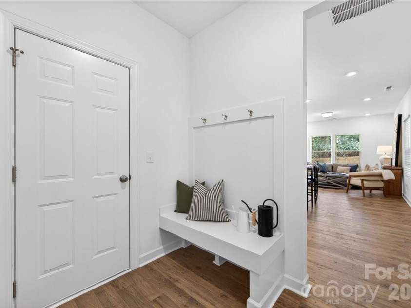 1432 Anderson Street, Charlotte, NC 28205.  MLS# CAR4360234, YatesRealty ID 6278. 