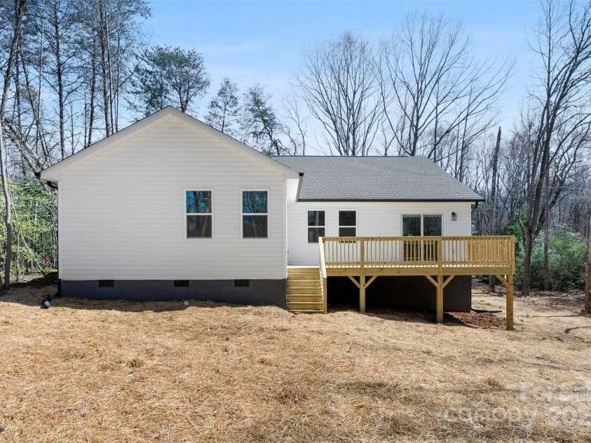 433 Cornerstone Drive, Taylorsville, NC 28681.  MLS# CAR4230827, YatesRealty ID 6278. 