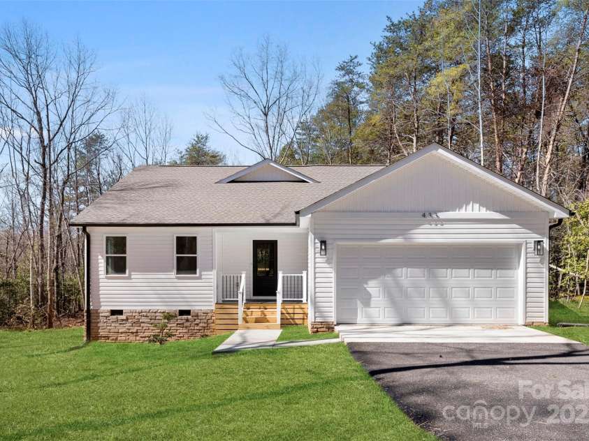433 Cornerstone Drive, Taylorsville, NC 28681.  MLS# CAR4230827, YatesRealty ID 6278. 