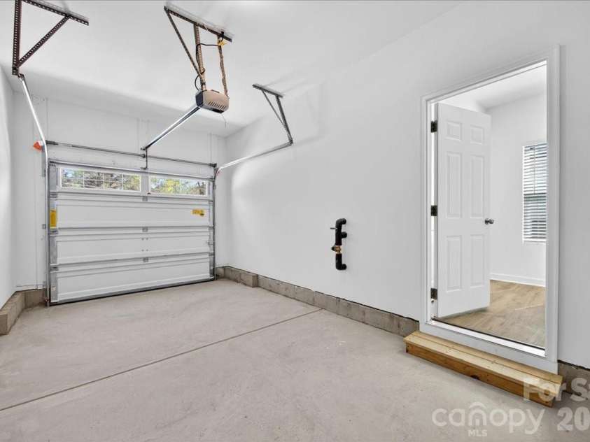 1436 Anderson Street, Charlotte, NC 28205.  MLS# CAR4360237, YatesRealty ID 6279. 