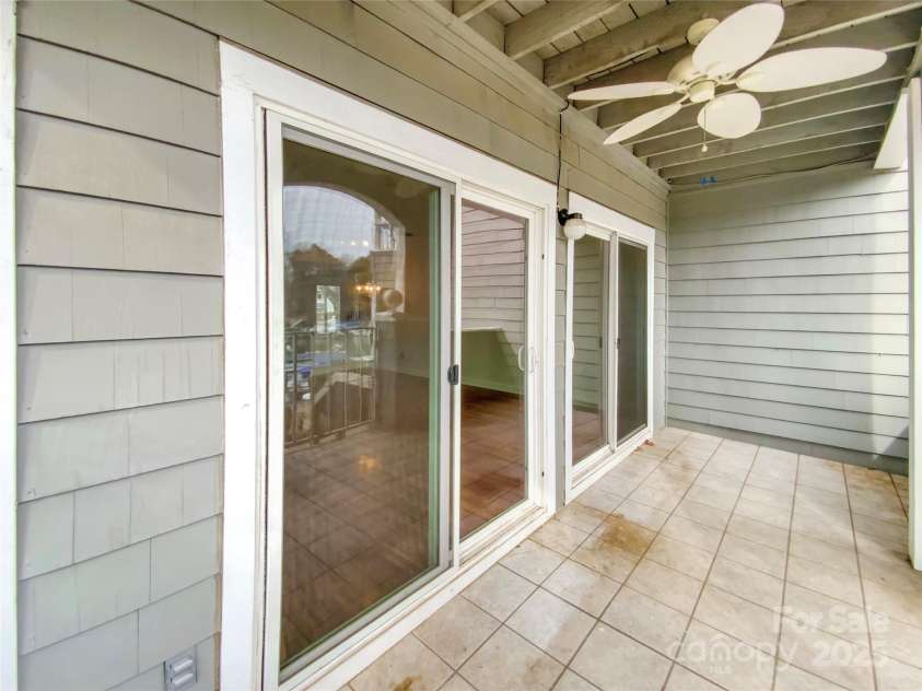 237 Northwest Drive, Davidson, NC 28036.  MLS# CAR4218173, YatesRealty ID 6279. 