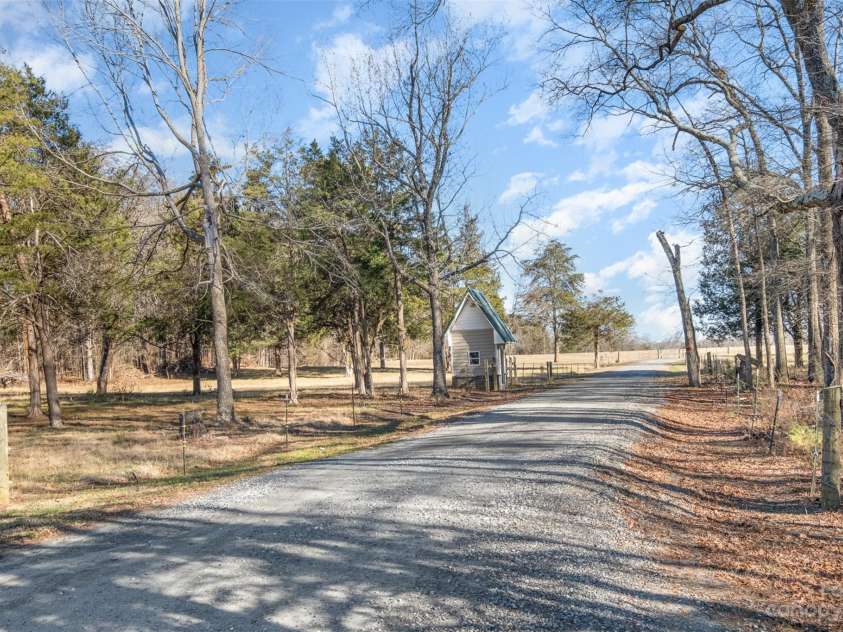 243 Jarab Hill Lane, Statesville, NC 28625.  MLS# CAR4095687, YatesRealty ID 628. 