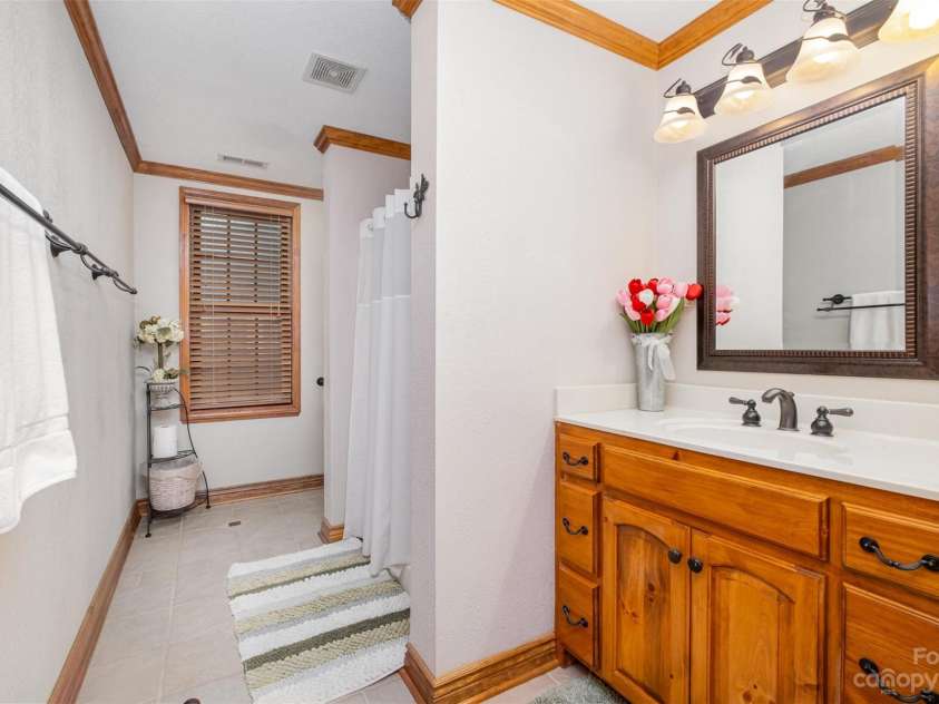 243 Jarab Hill Lane, Statesville, NC 28625.  MLS# CAR4095687, YatesRealty ID 628. 