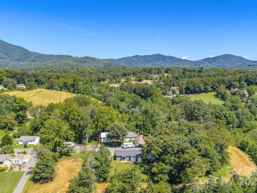 26 Center Street, Candler, NC 28715.  MLS# CAR4297690, YatesRealty ID 628. 