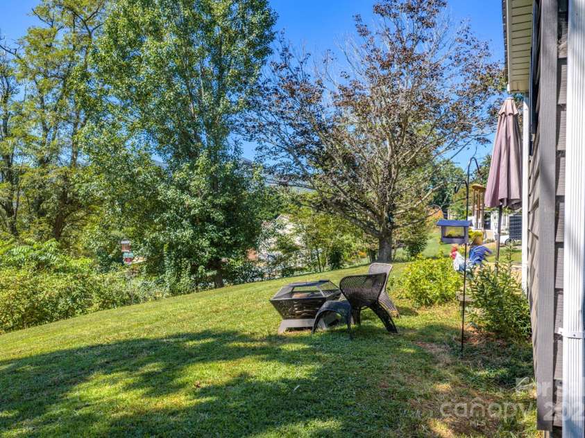 26 Center Street, Candler, NC 28715.  MLS# CAR4297690, YatesRealty ID 628. 