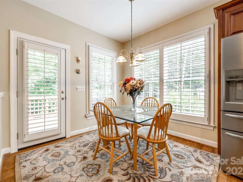 908 Thorn Ridge Lane, Lake Wylie, SC 29710.  MLS# CAR4218179, YatesRealty ID 628. 