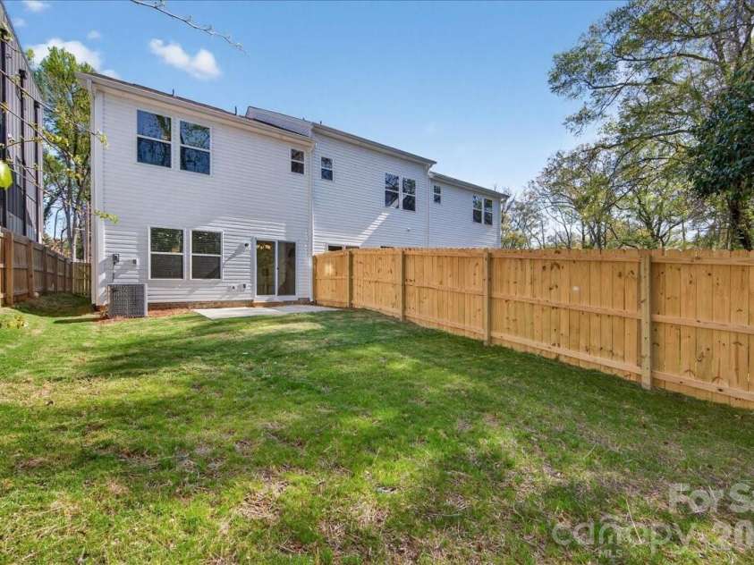 1428 Anderson Street, Charlotte, NC 28205.  MLS# CAR4360223, YatesRealty ID 6280. 