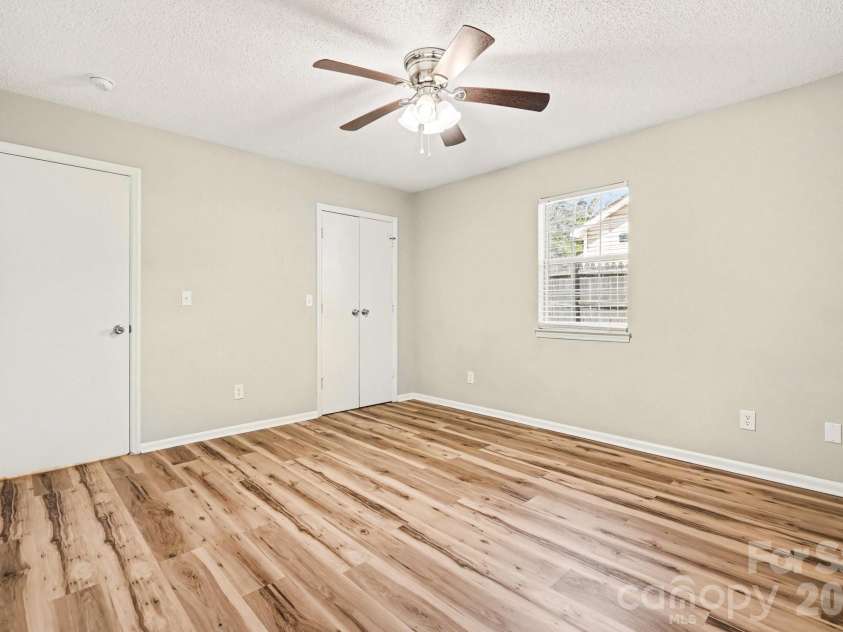 3601 Cedarbark Drive, Matthews, NC 28105.  MLS# CAR4360941, YatesRealty ID 6283. 
