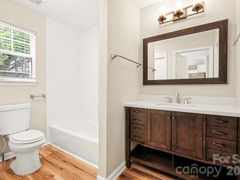 3601 Cedarbark Drive, Matthews, NC 28105.  MLS# CAR4360941, YatesRealty ID 6283. 