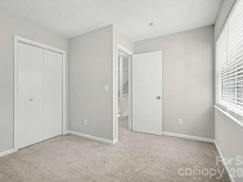 3601 Cedarbark Drive, Matthews, NC 28105.  MLS# CAR4360941, YatesRealty ID 6283. 