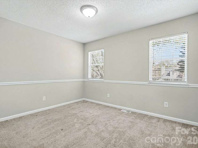 3601 Cedarbark Drive, Matthews, NC 28105.  MLS# CAR4360941, YatesRealty ID 6283. 