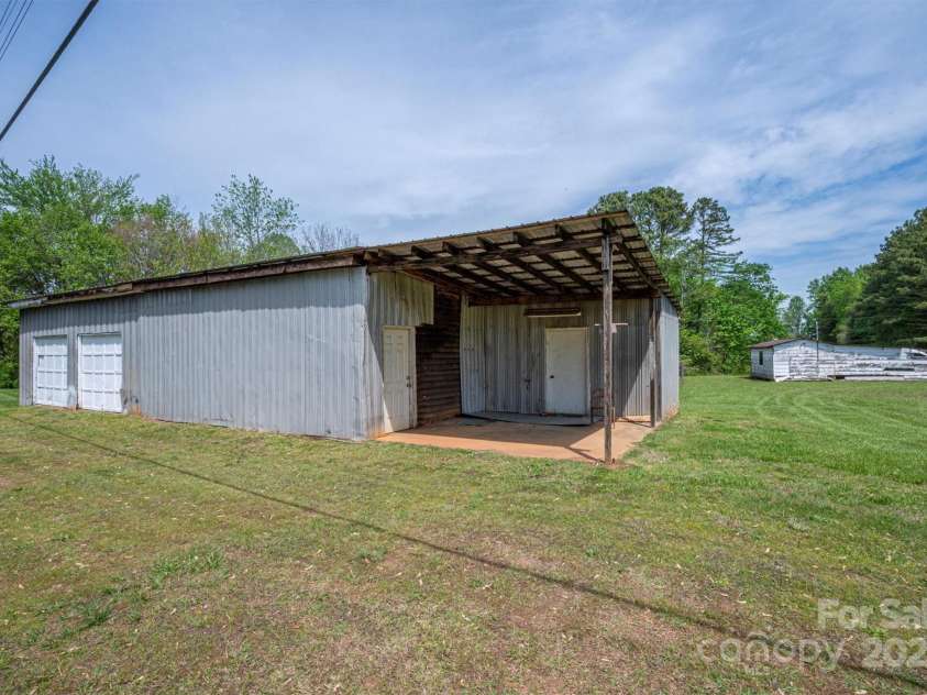 1501 NC Hwy 73 Highway, Iron Station, NC 28080.  MLS# CAR4246800, YatesRealty ID 6284. 