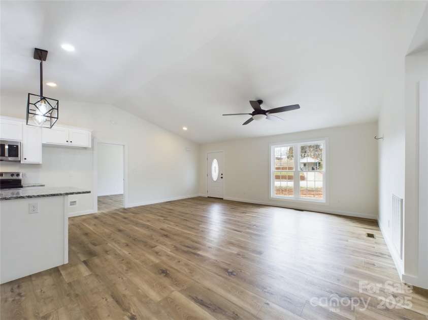 64 Highland Avenue, Granite Falls, NC 28630.  MLS# CAR4225261, YatesRealty ID 6285. 