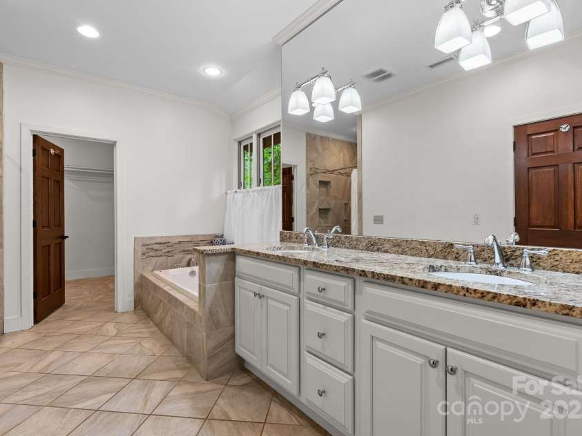 777 River Road, Tryon, NC 28782.  MLS# CAR4194239, YatesRealty ID 6286. 