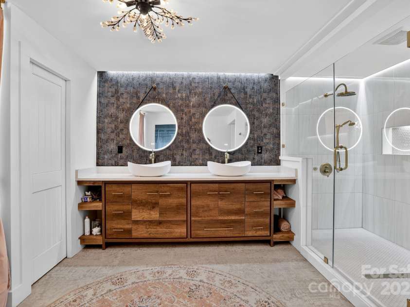 777 River Road, Tryon, NC 28782.  MLS# CAR4316725, YatesRealty ID 6286. Primary House Primary Bath