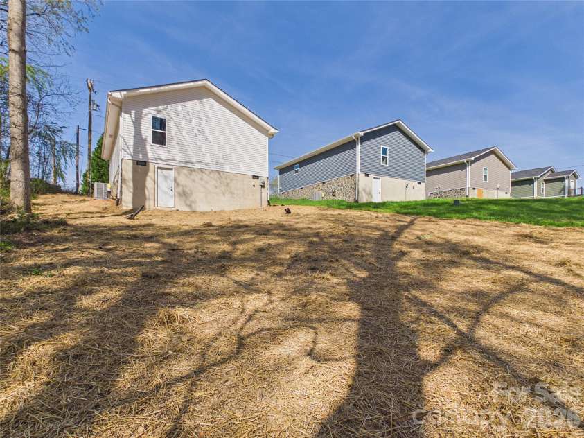 209 Hauss Ridge Road, Valdese, NC 28690.  MLS# CAR4361544, YatesRealty ID 6287. 
