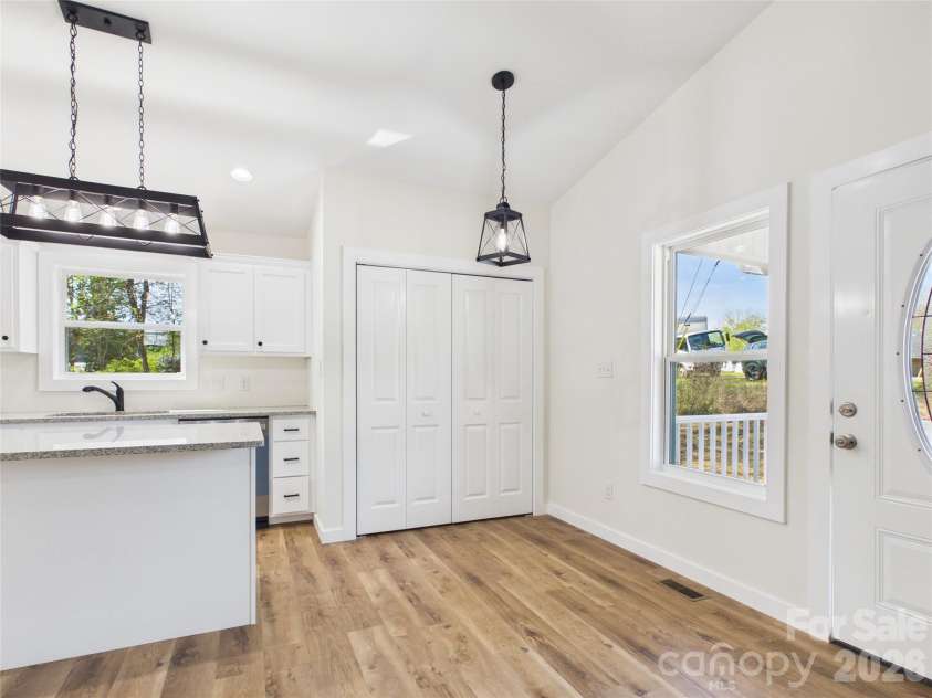 209 Hauss Ridge Road, Valdese, NC 28690.  MLS# CAR4361544, YatesRealty ID 6287. 