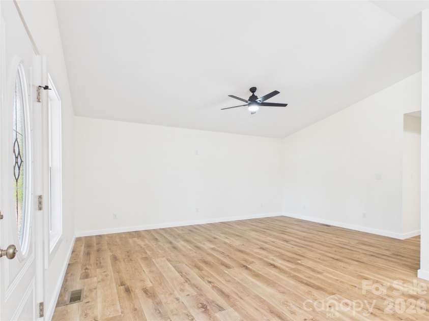 209 Hauss Ridge Road, Valdese, NC 28690.  MLS# CAR4361544, YatesRealty ID 6287. 