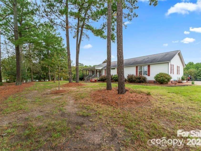 10560 Lake Royalle Road, Spring Hope, NC 27882.  MLS# CAR4362347, YatesRealty ID 6288. 
