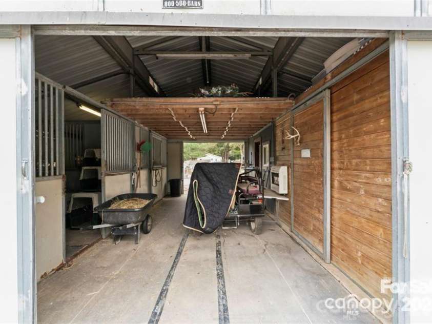 10560 Lake Royalle Road, Spring Hope, NC 27882.  MLS# CAR4362347, YatesRealty ID 6288. 