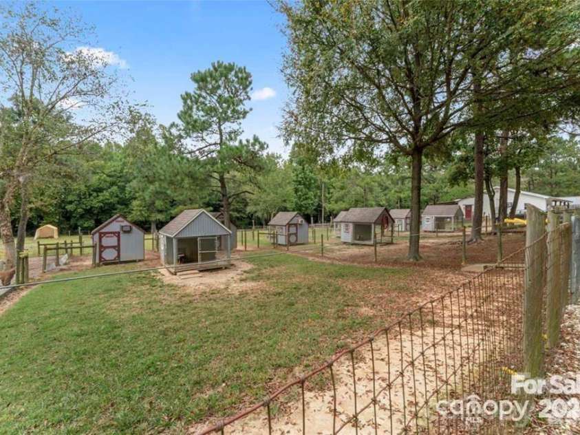 10560 Lake Royalle Road, Spring Hope, NC 27882.  MLS# CAR4362347, YatesRealty ID 6288. 