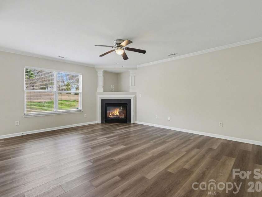 2418 Cairns Mill Court, Charlotte, NC 28269.  MLS# CAR4360937, YatesRealty ID 6289. 