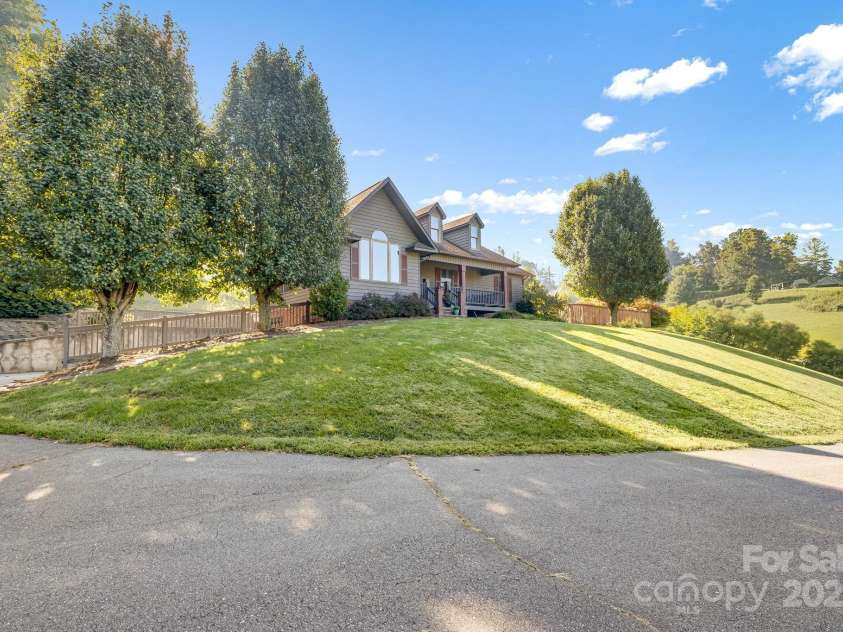 57 Stillwater Springs Road, Burnsville, NC 28714.  MLS# CAR4295423, YatesRealty ID 629. 57 Stillwater Springs Road Burnsville, NC