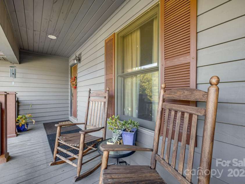 57 Stillwater Springs Road, Burnsville, NC 28714.  MLS# CAR4295423, YatesRealty ID 629. 57 Stillwater Springs Road Burnsville, NC