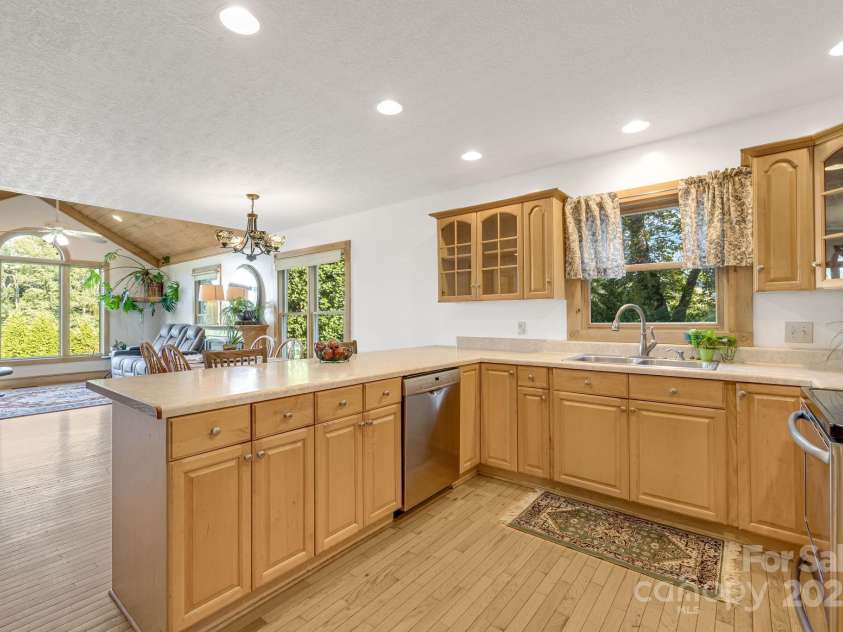 57 Stillwater Springs Road, Burnsville, NC 28714.  MLS# CAR4295423, YatesRealty ID 629. Kitchen 57 Stillwater Springs Road Burnsville, NC