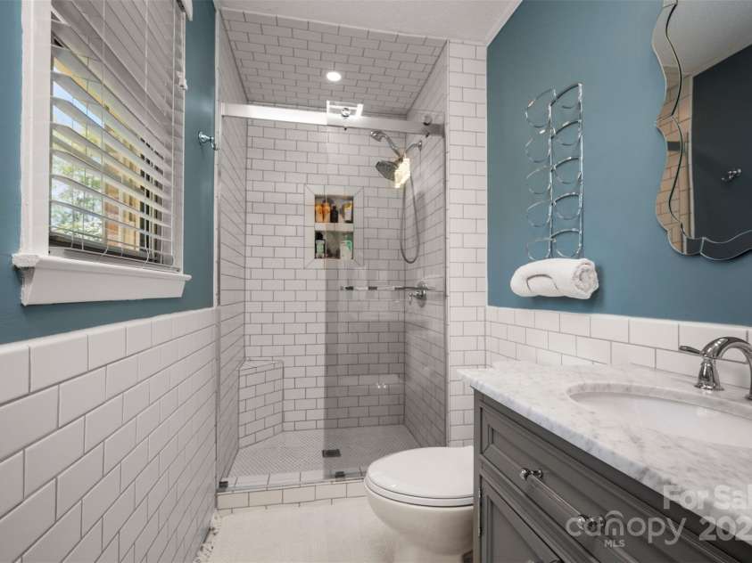 304 Mccall Drive, Forest City, NC 28043.  MLS# CAR4244301, YatesRealty ID 6291. Bathroom