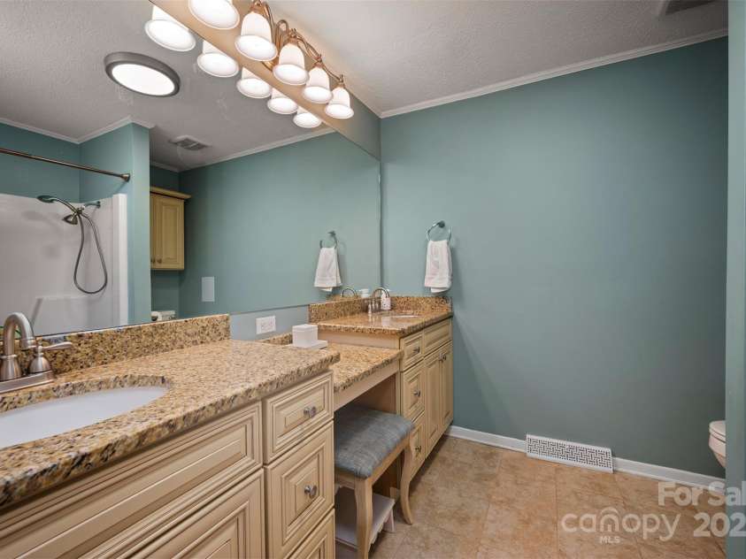 304 Mccall Drive, Forest City, NC 28043.  MLS# CAR4244301, YatesRealty ID 6291. Bedroom