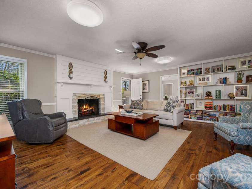 304 Mccall Drive, Forest City, NC 28043.  MLS# CAR4244301, YatesRealty ID 6291. Family Room
