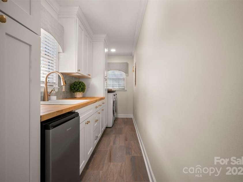 304 Mccall Drive, Forest City, NC 28043.  MLS# CAR4244301, YatesRealty ID 6291. Laudry