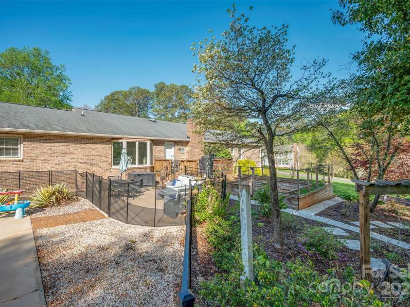304 Mccall Drive, Forest City, NC 28043.  MLS# CAR4244301, YatesRealty ID 6291. Outdoor Space