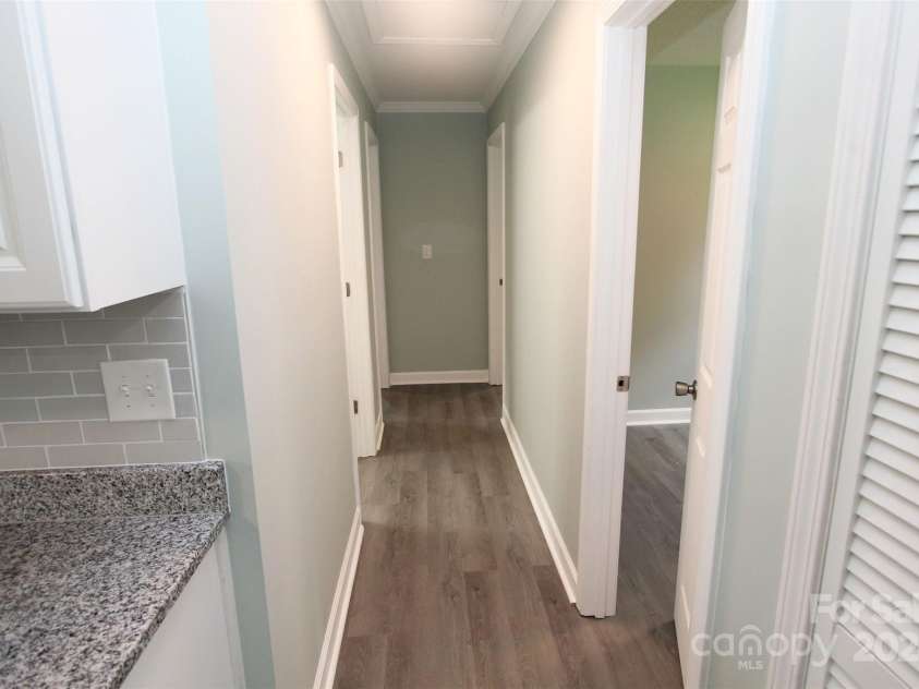 412 Lakeview Drive, Wadesboro, NC 28170.  MLS# CAR4132171, YatesRealty ID 6292. 