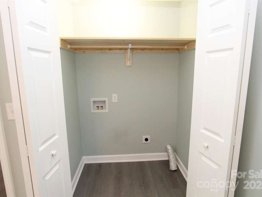 412 Lakeview Drive, Wadesboro, NC 28170.  MLS# CAR4132171, YatesRealty ID 6292. 