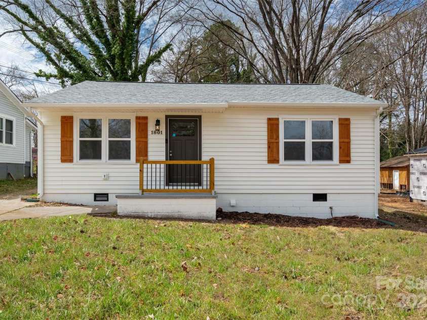 1801 Findlay Street, Gastonia, NC 28052.  MLS# CAR4239095, YatesRealty ID 6293. 