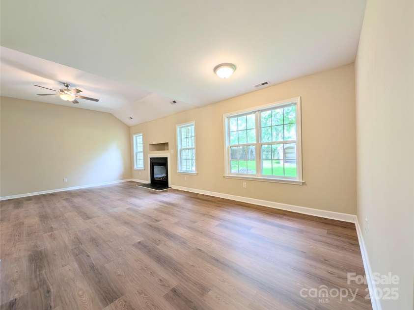 4608 Mabry Parkway, Rock Hill, SC 29732.  MLS# CAR4241585, YatesRealty ID 6294. 