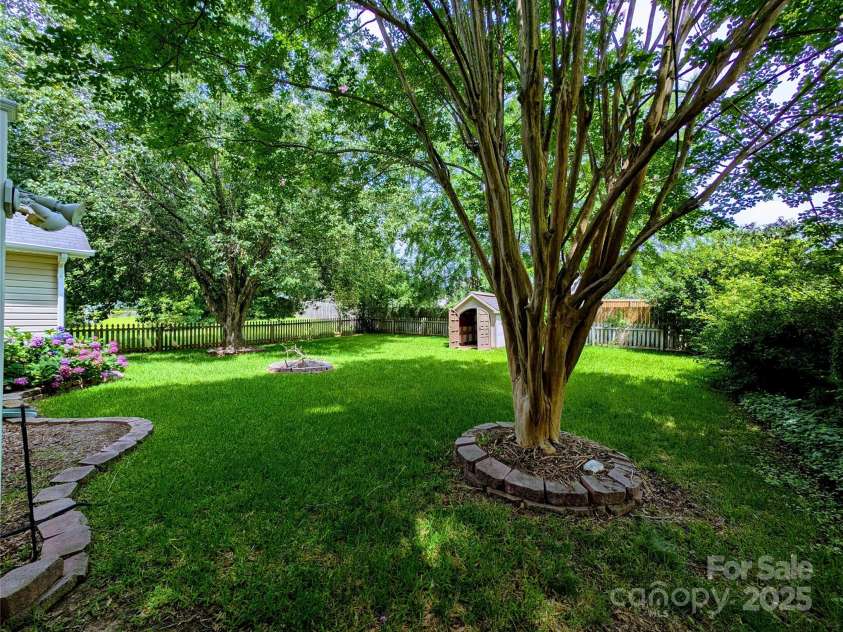 4608 Mabry Parkway, Rock Hill, SC 29732.  MLS# CAR4241585, YatesRealty ID 6294. 