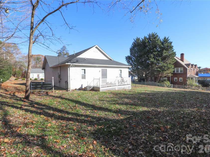 605 US 70 Highway, Hildebran, NC 28637.  MLS# CAR4321162, YatesRealty ID 6294. 