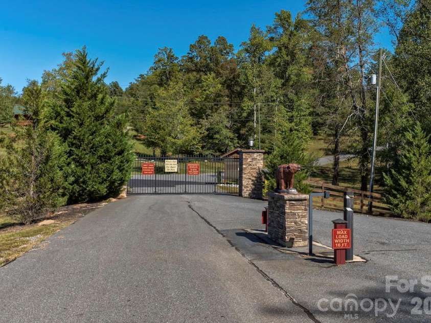 162 Sandstone Drive, Union Mills, NC 28167.  MLS# CAR4400910, YatesRealty ID 6295. Gate