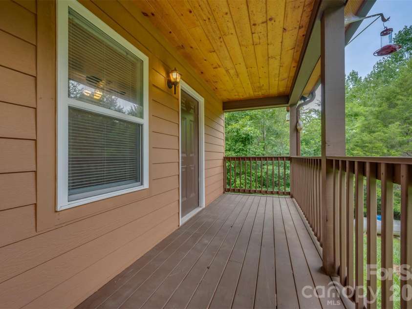 162 Sandstone Drive, Union Mills, NC 28167.  MLS# CAR4400910, YatesRealty ID 6295. Third door to second bedroom
