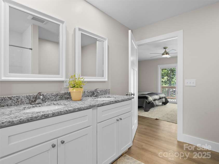 471 Compromise Drive, Waynesville, NC 28785.  MLS# CAR4226542, YatesRealty ID 6295. 