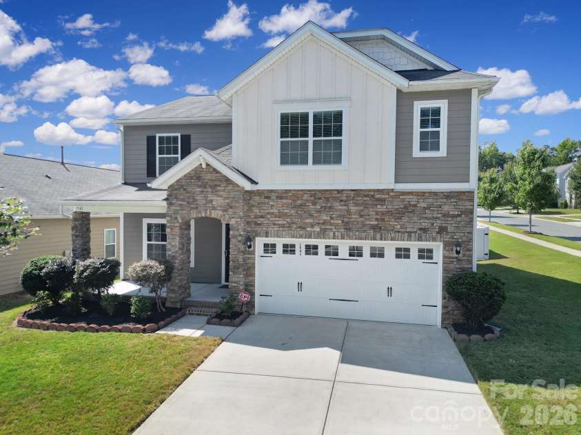 1541 Spring Blossom Trail, Fort Mill, SC 29708.  MLS# CAR4352285, YatesRealty ID 6296. 